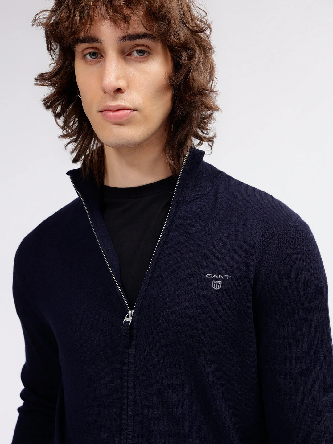 Gant Men Navy Blue Solid Full Sleeves Sweater - Image 6