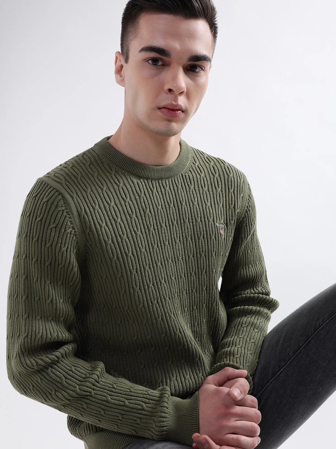 Gant Men Green Solid Round Neck Sweater - Image 6