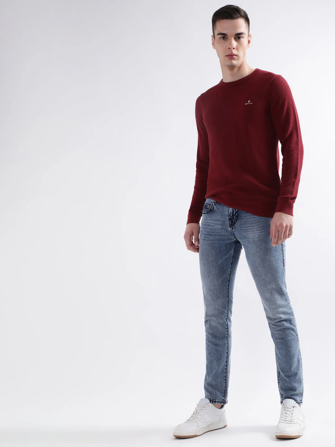 Gant Men Red Solid Round Neck Sweater - Image 5