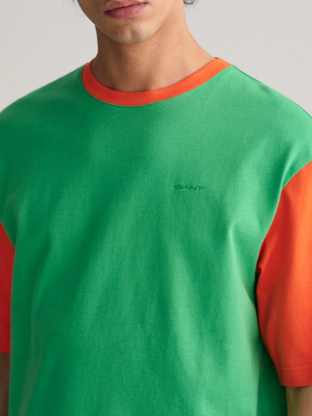 Gant Green Relaxed Fit Tshirt - Image 2