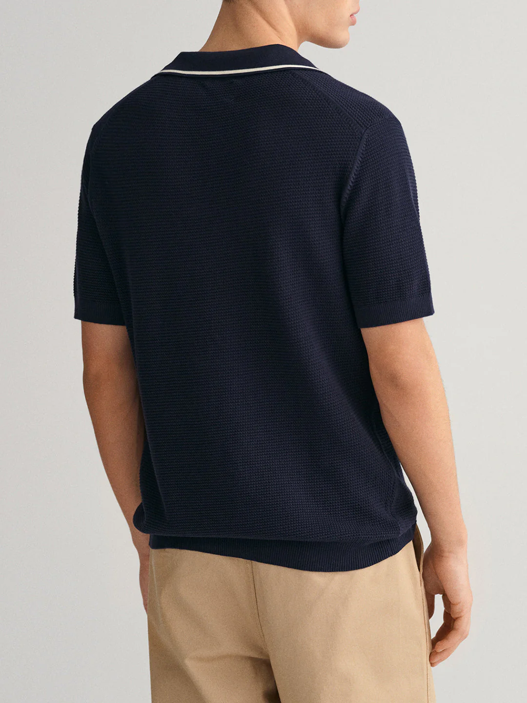 Gant Men Blue Solid Sweater - Image 3
