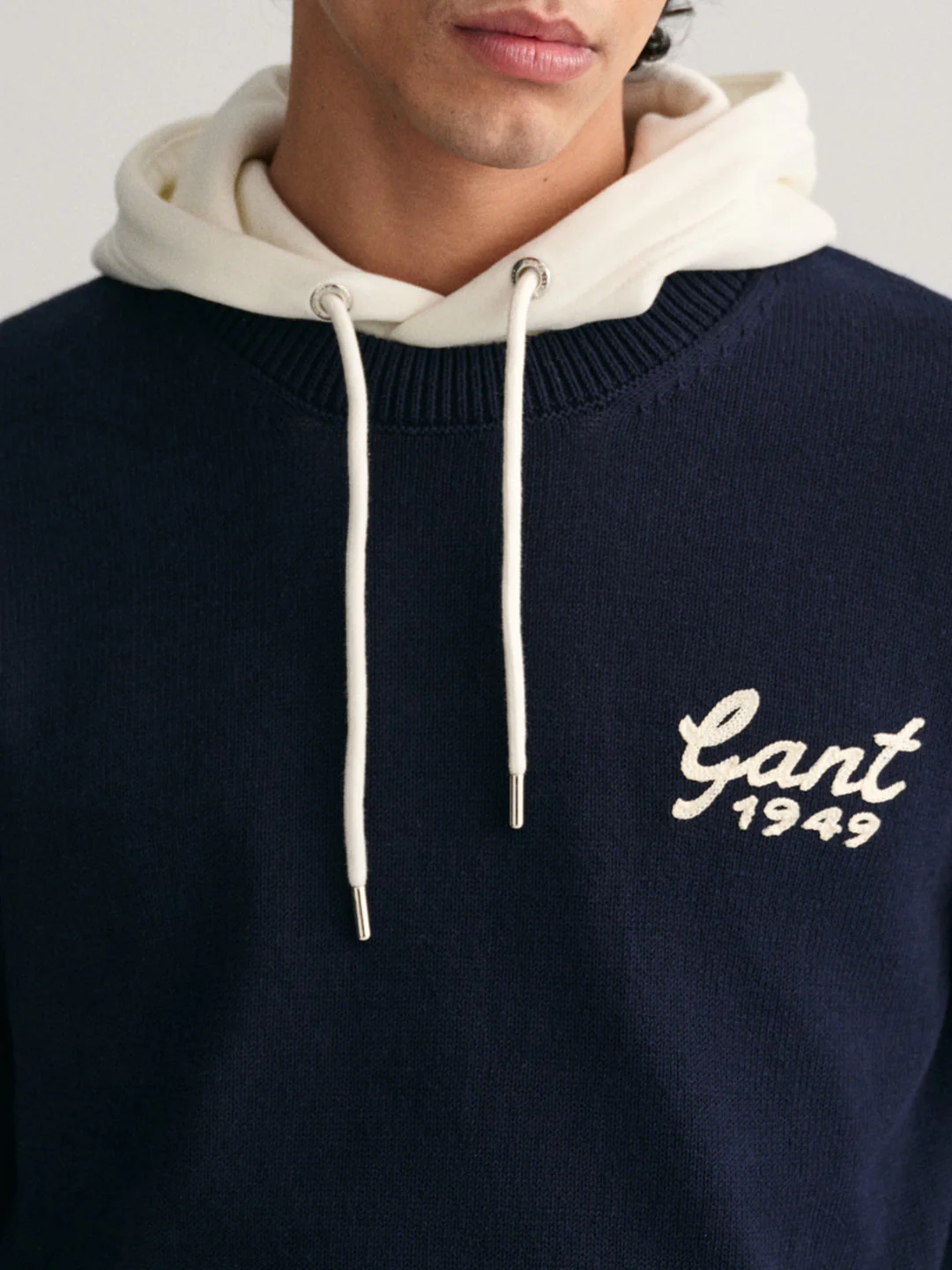 Gant Men Blue Solid Round Neck Sweater - Image 2