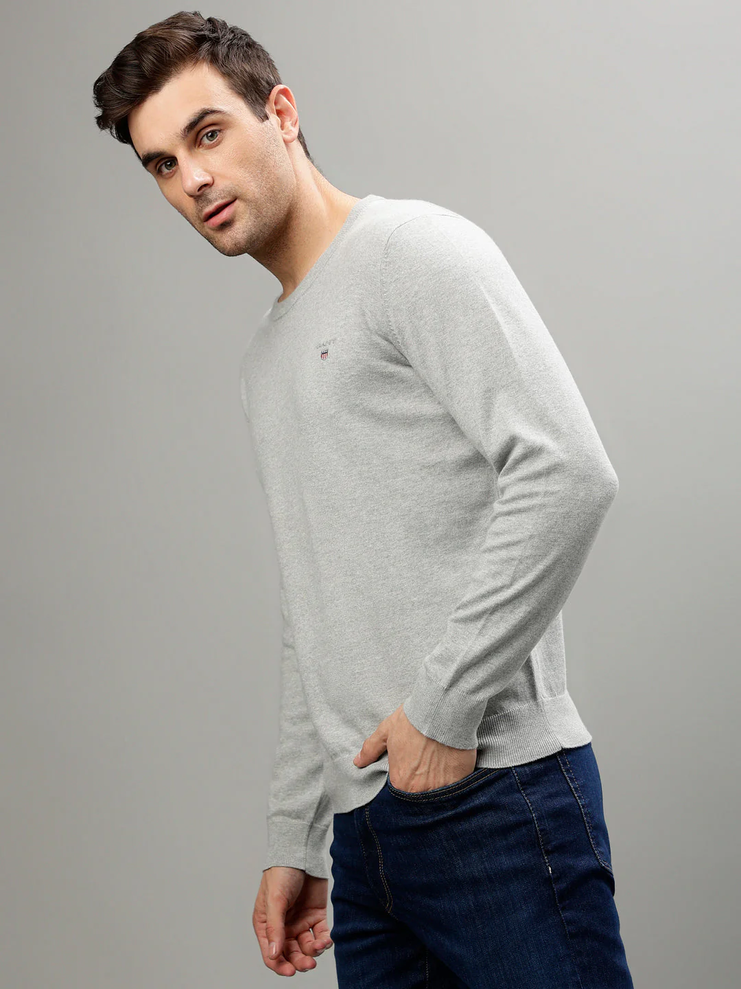Gant Men Solid Round Neck Long Sleeves Sweater - Image 3