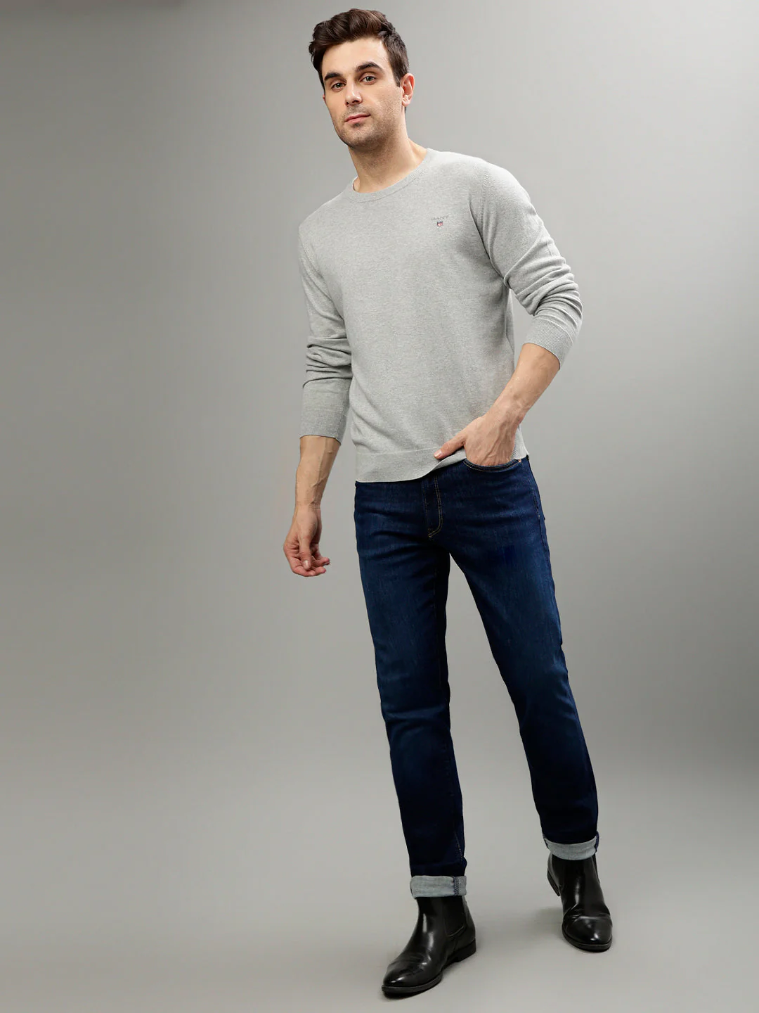 Gant Men Solid Round Neck Long Sleeves Sweater - Image 5