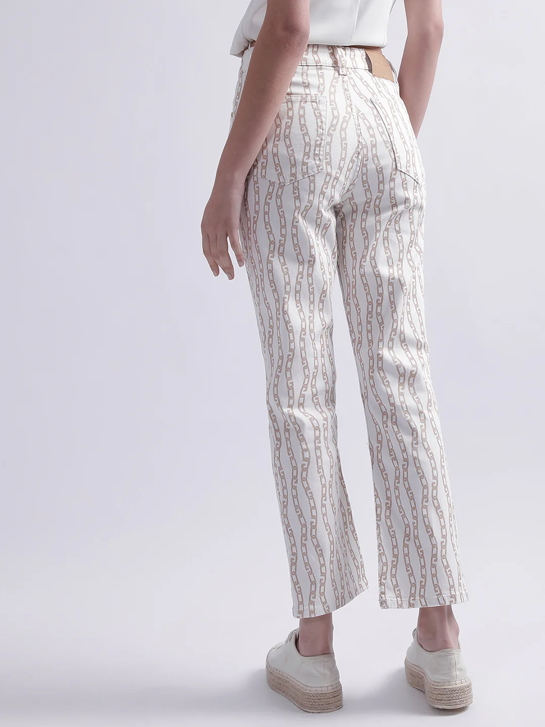 Gant Women Printed Cotton Jeans - Image 2