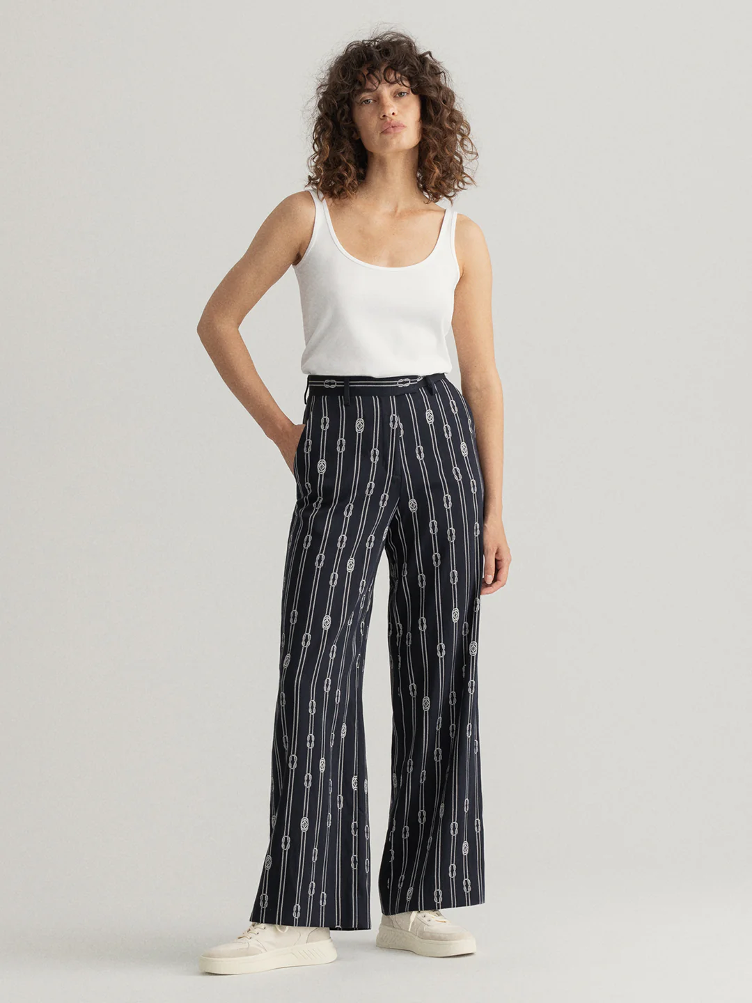 Gant Women Blue Regular Fit Printed Trouser - Image 3