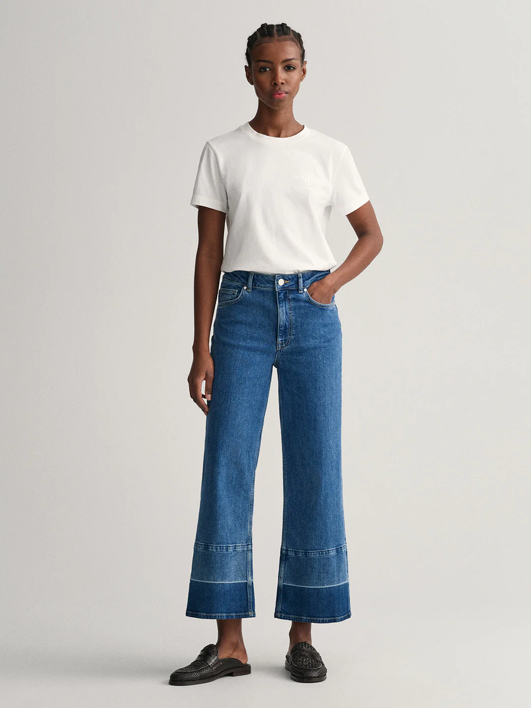 Gant White Preppy Regular Fit T-Shirt - Image 3