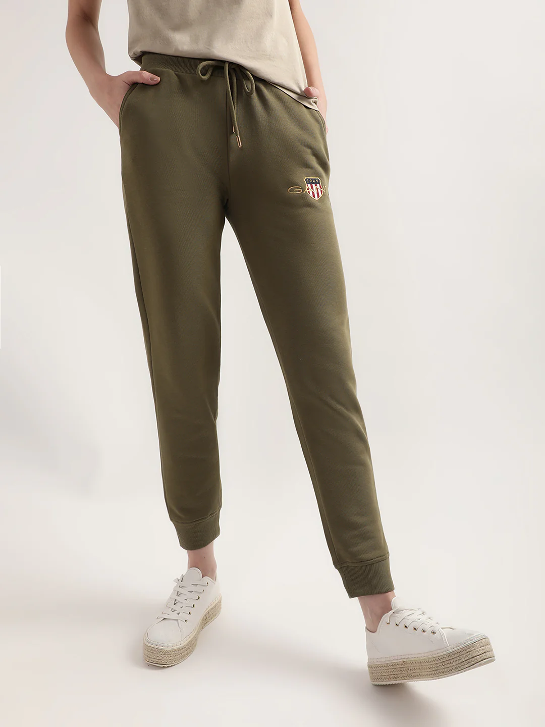 Gant Women Olive Green Regular Fit Jogger