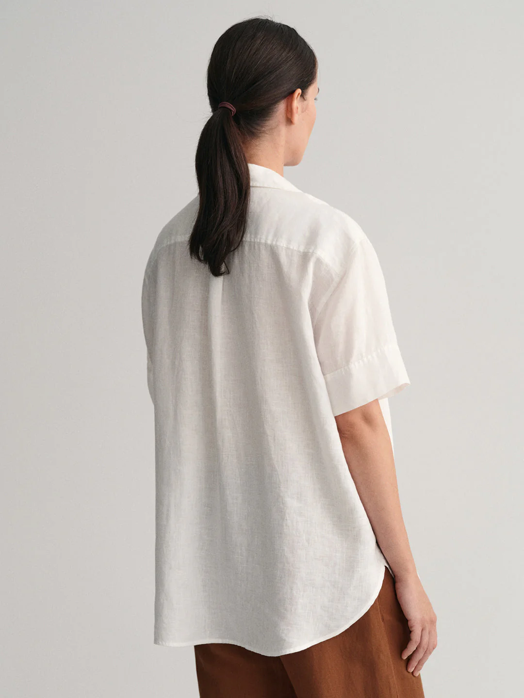 Gant Women White Relaxed Fit Solid Linen Shirt - Image 4