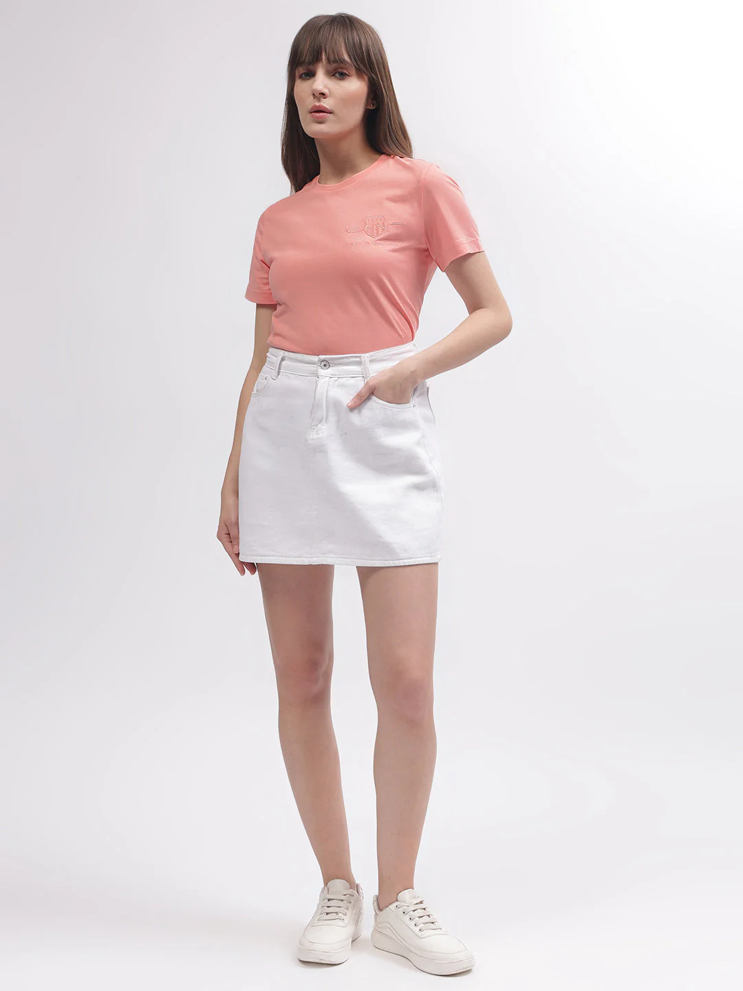 Gant Women Pink Solid Round Neck Short Sleeves T-shirt - Image 5