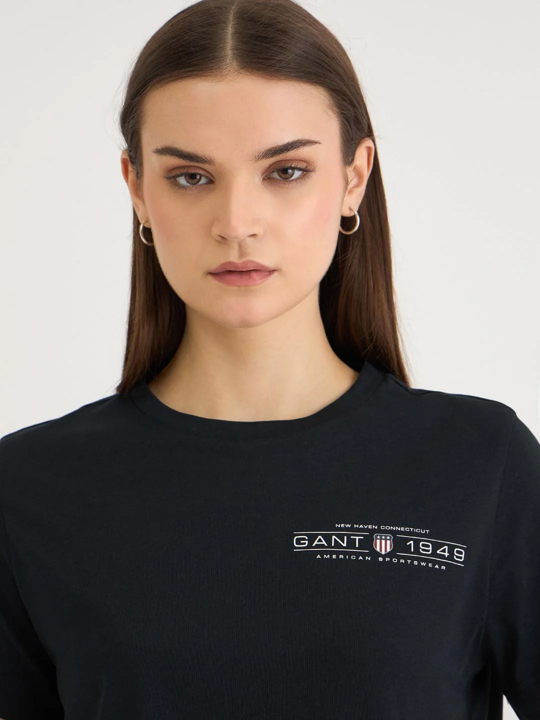 Gant Women Black Solid Crew Neck Tshirt - Image 4