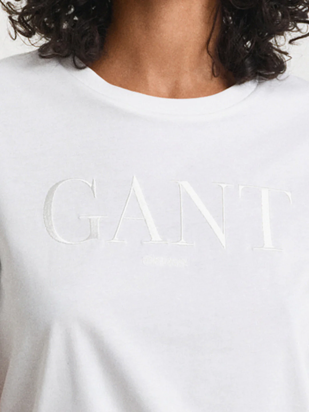 Gant Women White Round Neck Short Sleeves T-Shirt - Image 3