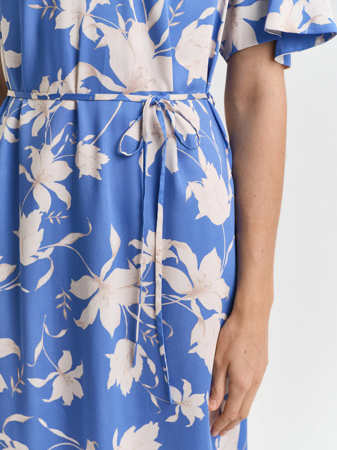 Gant Women Blue V-Neck Short Sleeves A-Line Dress - Image 5