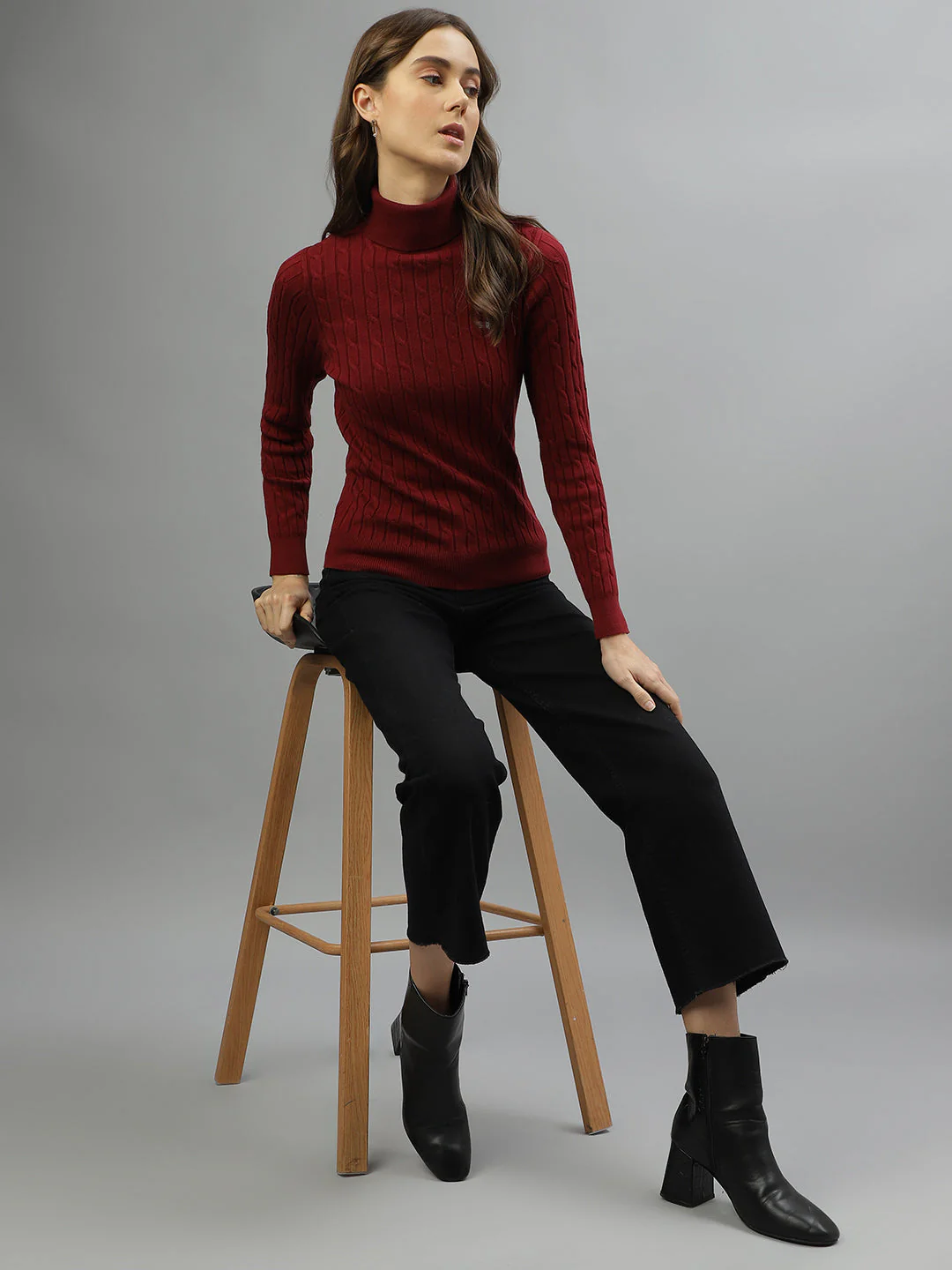 Gant Women Solid Turtle Neck Full Sleeves Sweater - Image 5