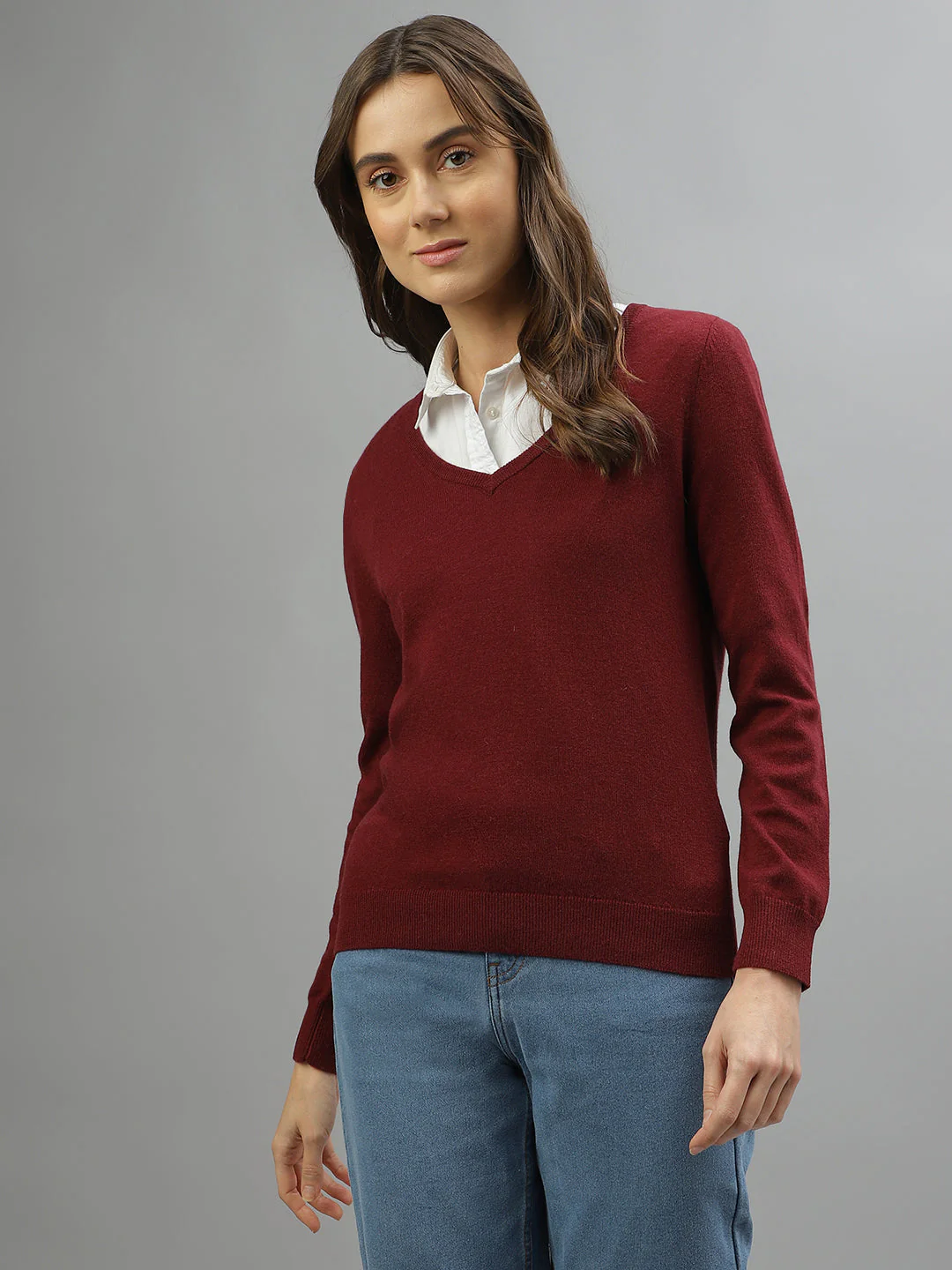 Gant Women Solid V-Neck Full Sleeves Sweater - Image 2