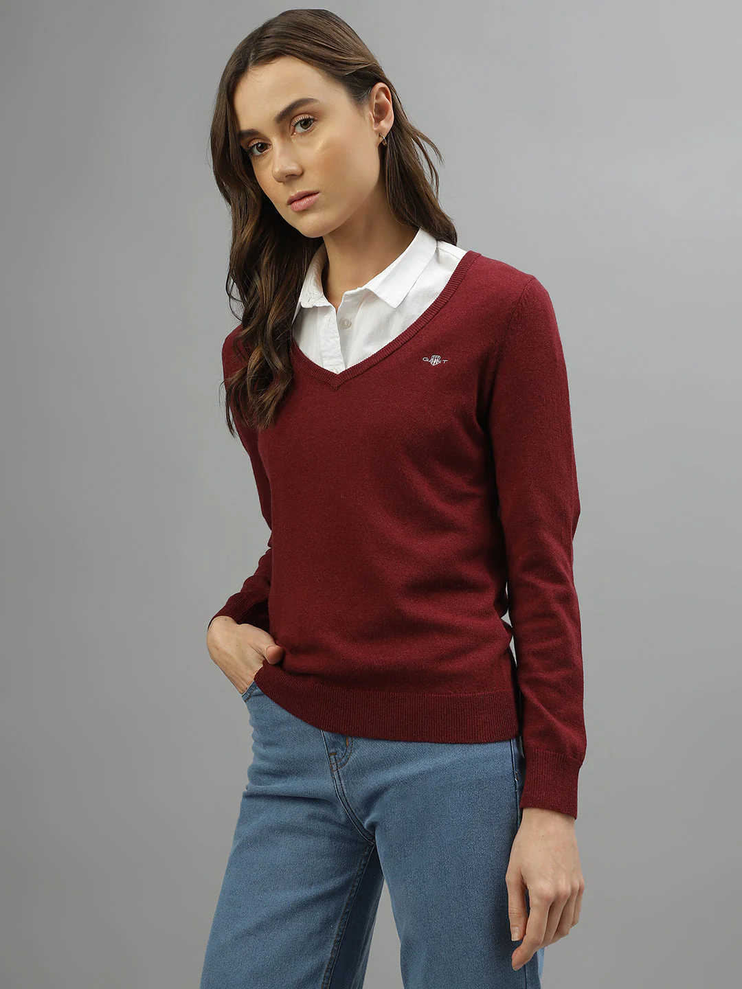 Gant Women Solid V-Neck Full Sleeves Sweater - Image 3