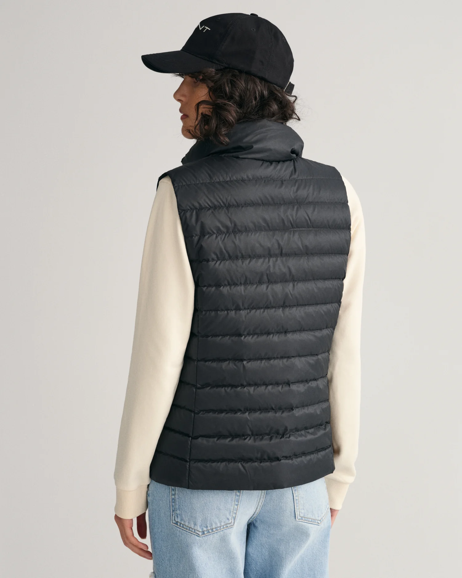 Gant Women Black Solid Stand Collar Sleeveless Puffer Jacket - Image 2