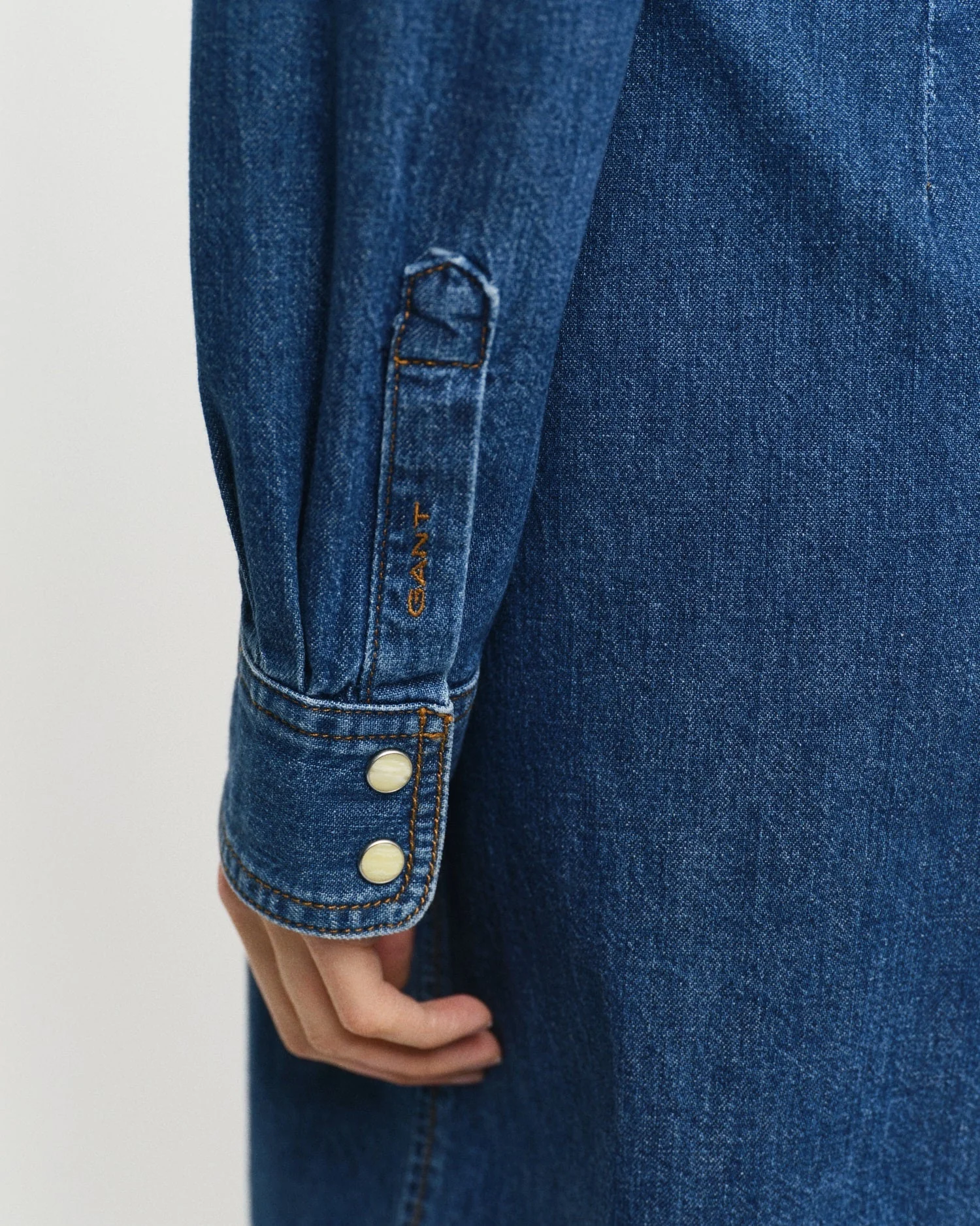 Gant Women Blue Solid Spread Collar Full Sleeves Shirt Dress - Image 5