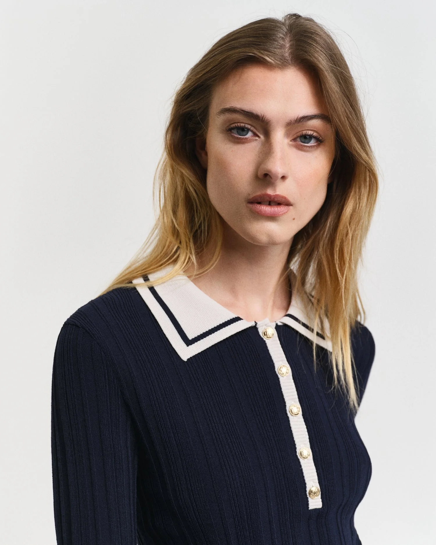 Gant Women Blue Solid Collared Full Sleeves Sweater - Image 3