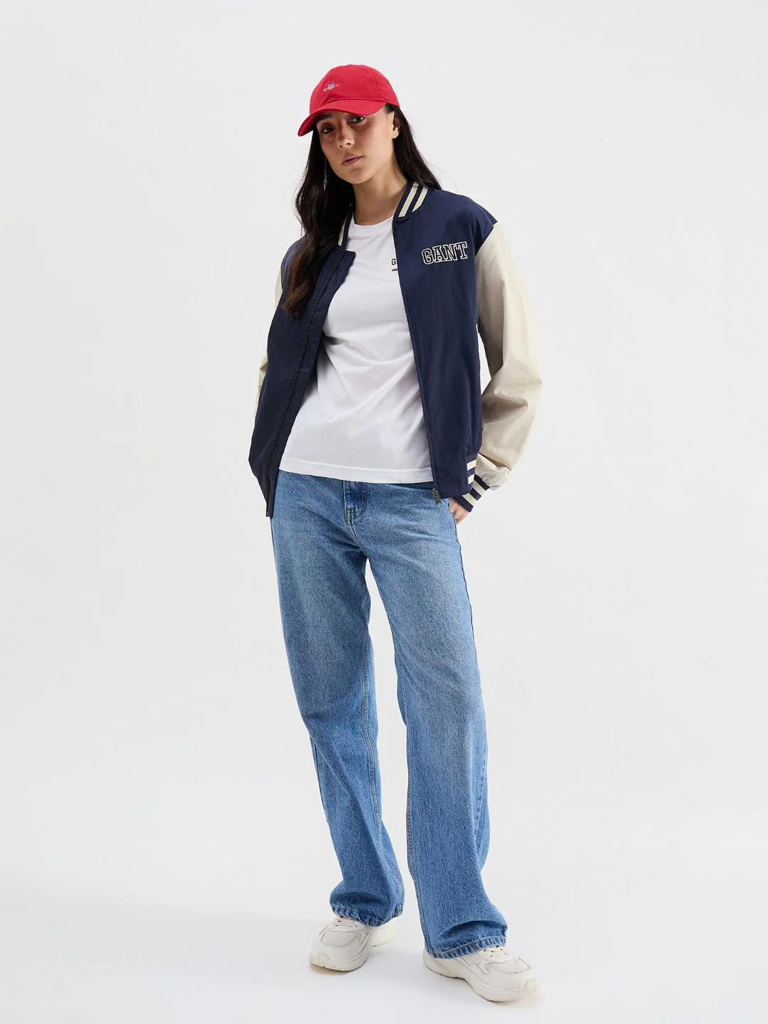Gant Women White Solid Crew Neck Tshirt - Image 4