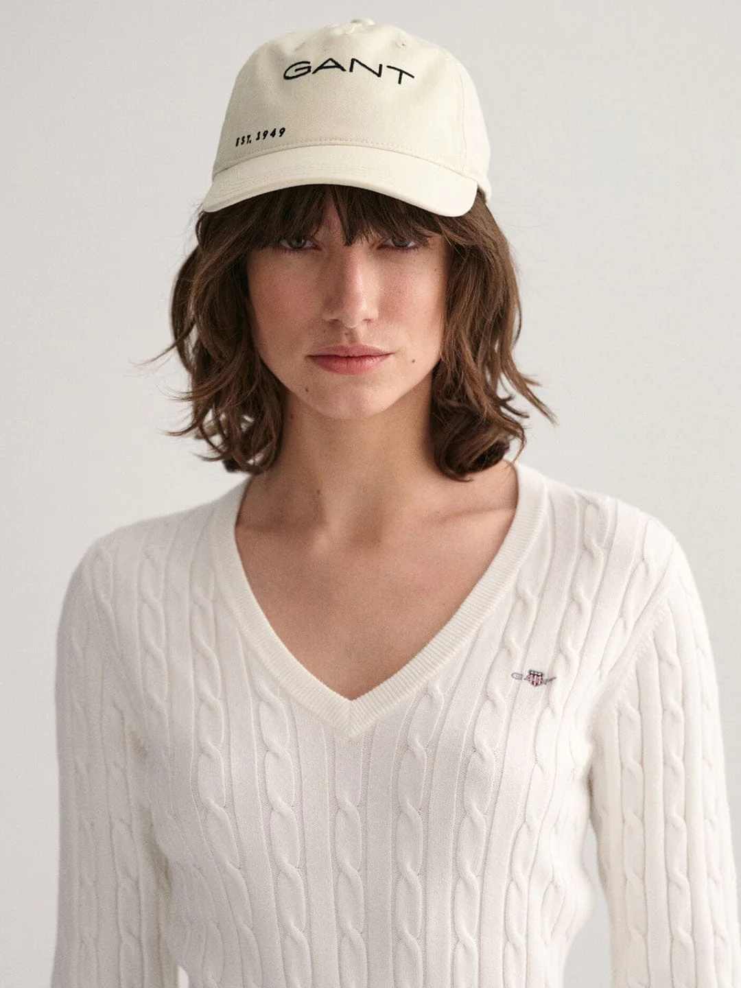 Gant Women White Solid V-Neck Sweater - Image 2