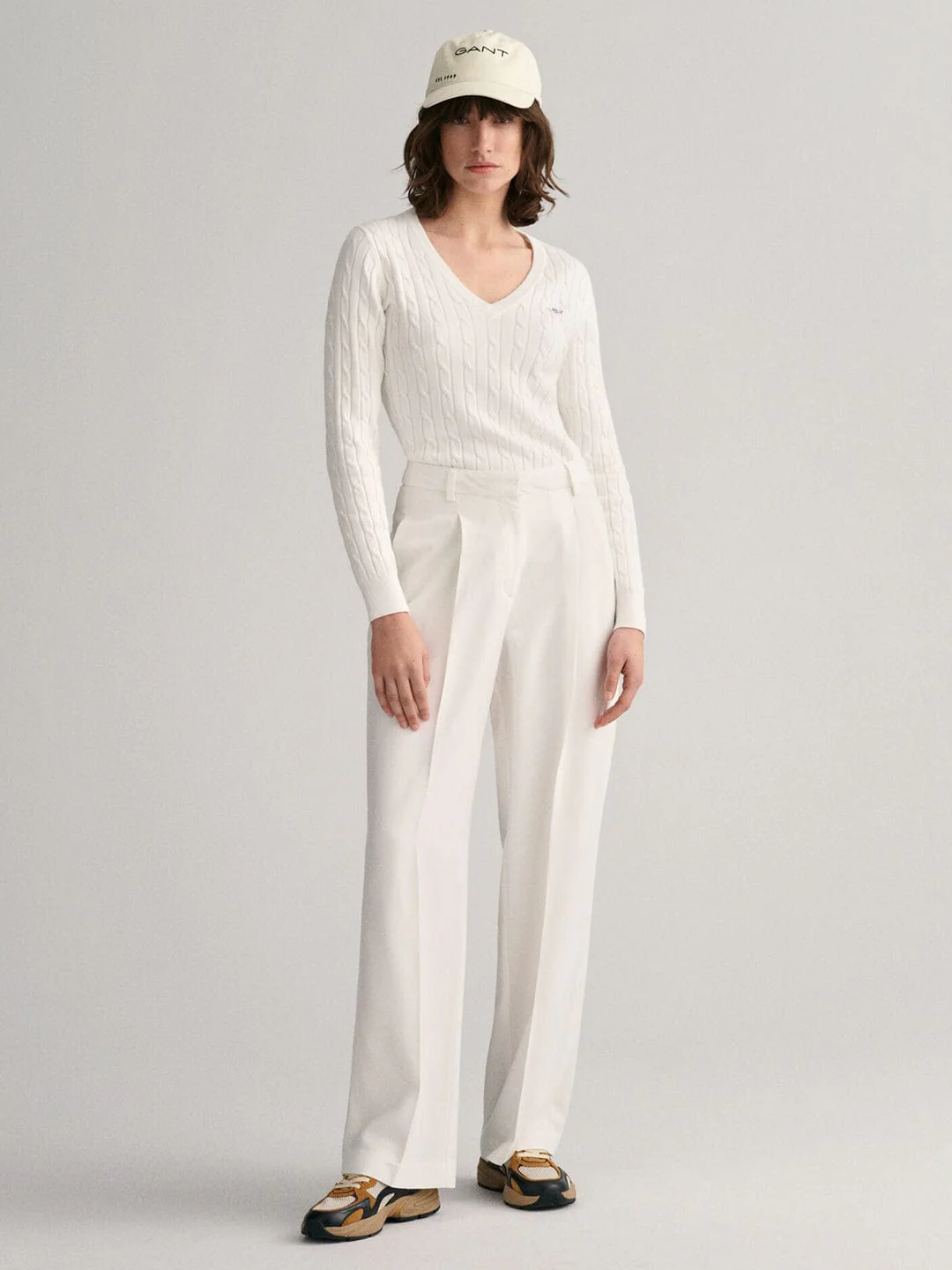 Gant Women White Solid V-Neck Sweater - Image 3