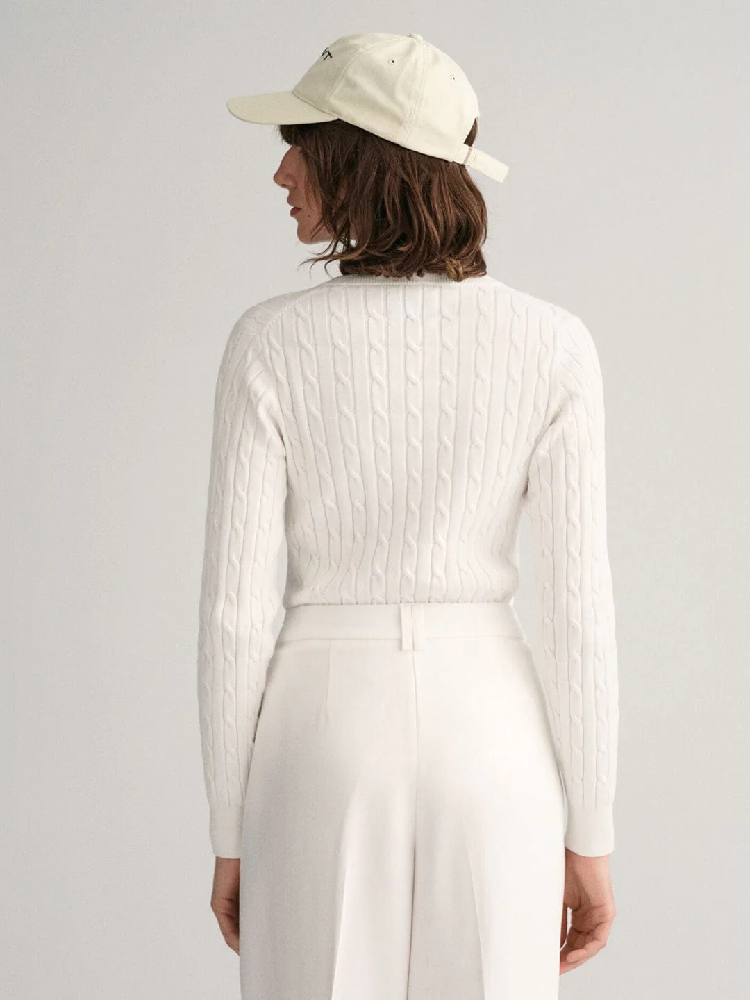 Gant Women White Solid V-Neck Sweater - Image 4