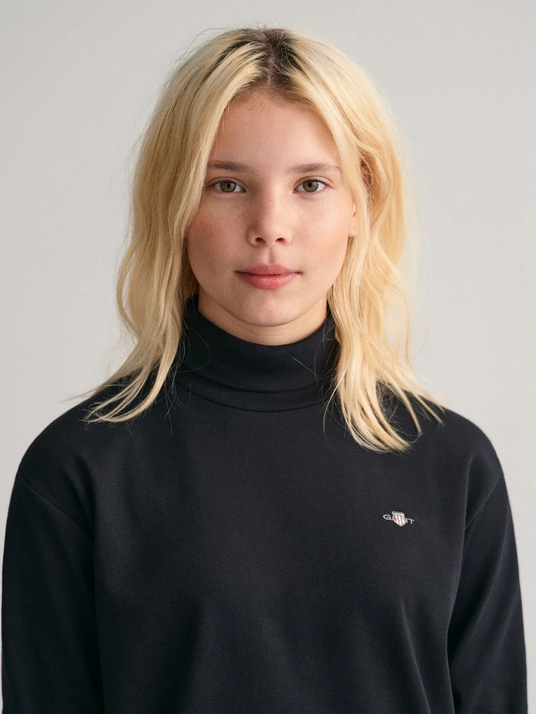 Gant Kids Black Regular Fit T-Shirt - Image 2