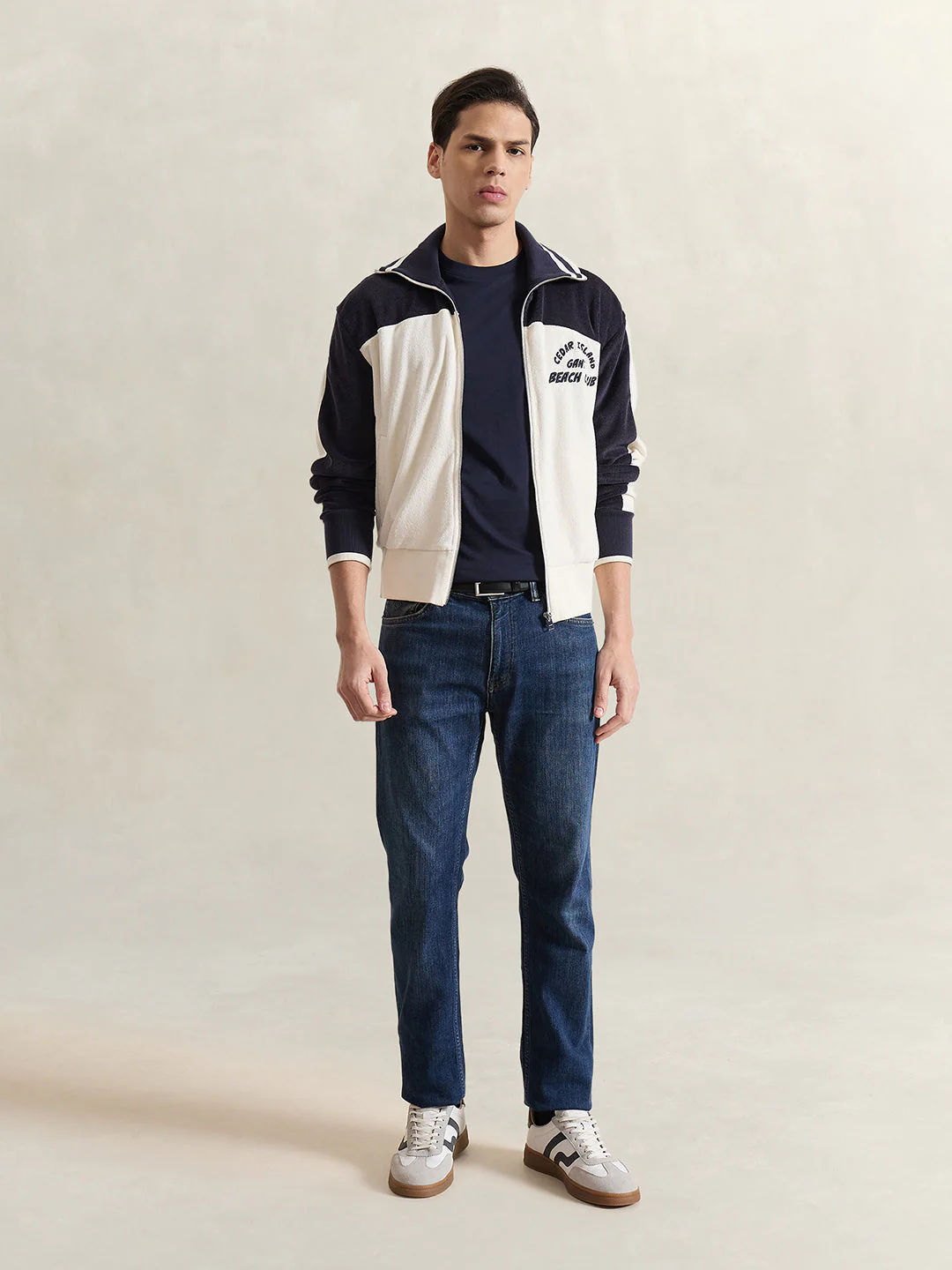 Gant Men Navy Blue Solid Regular Fit Pure Cotton T-Shirt - Image 4