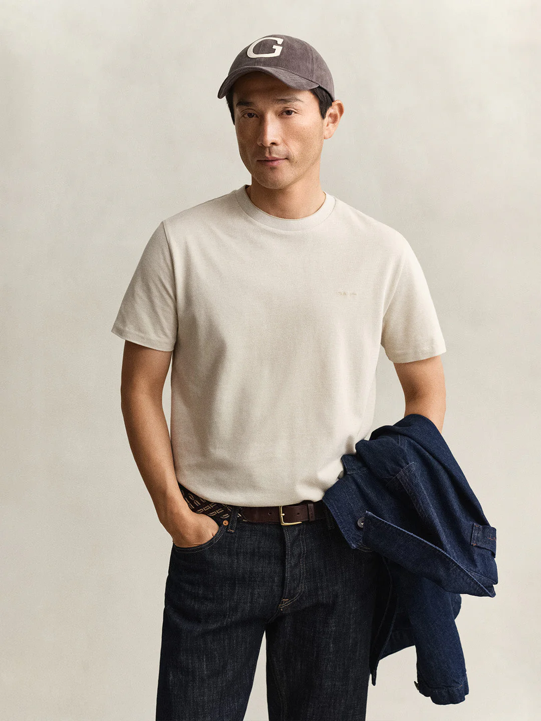 Gant Men Beige Solid Regular Fit T-Shirt