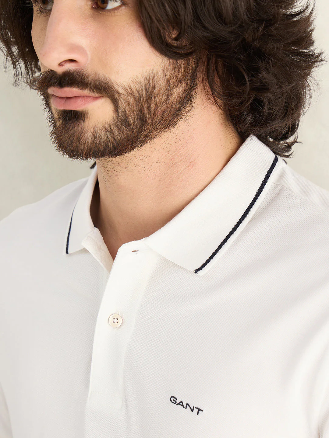 Gant Men White Solid Regular Fit Polo T-Shirt - Image 4