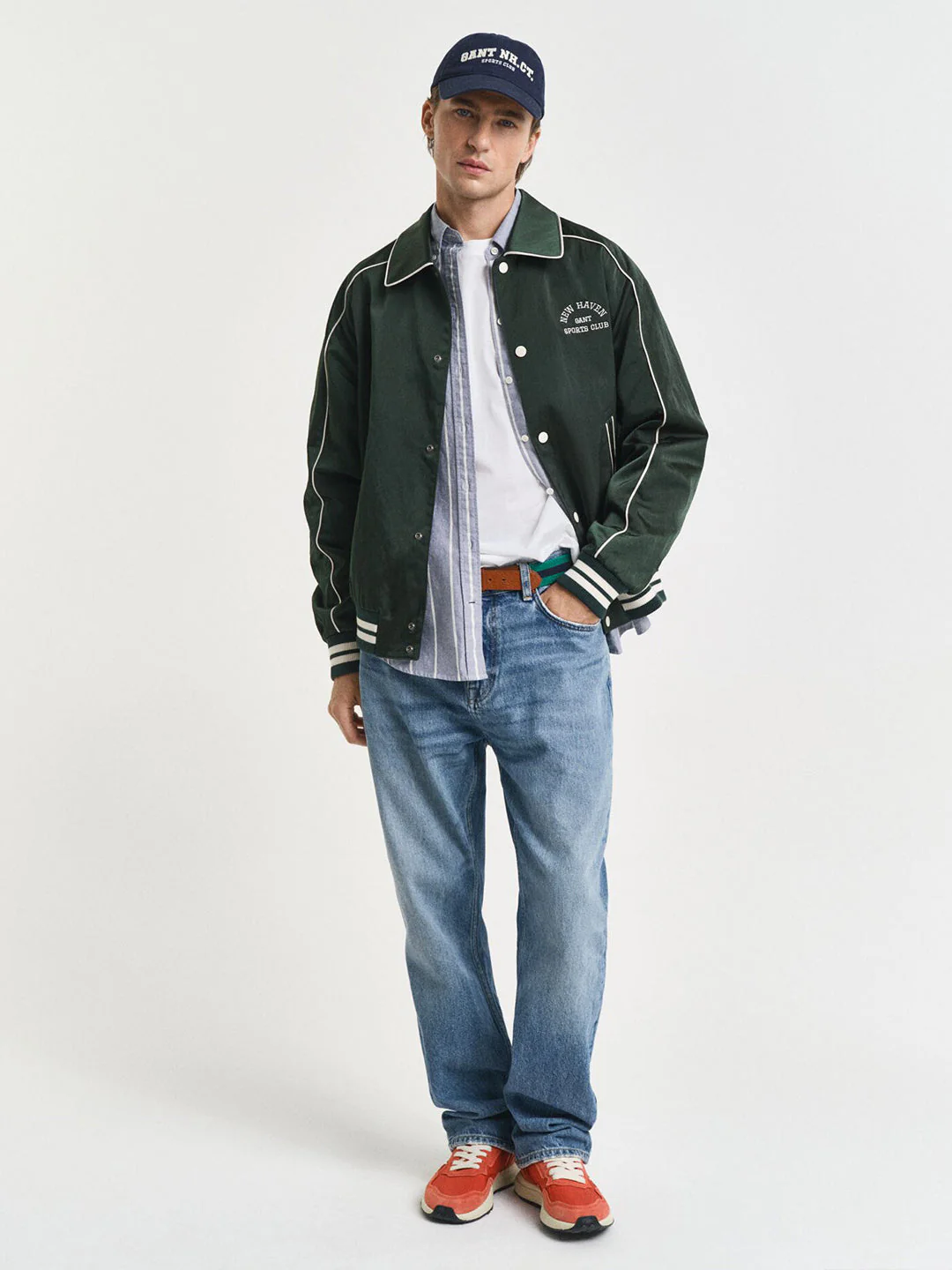 Gant Men White Solid Regular Fit T-Shirt - Image 2