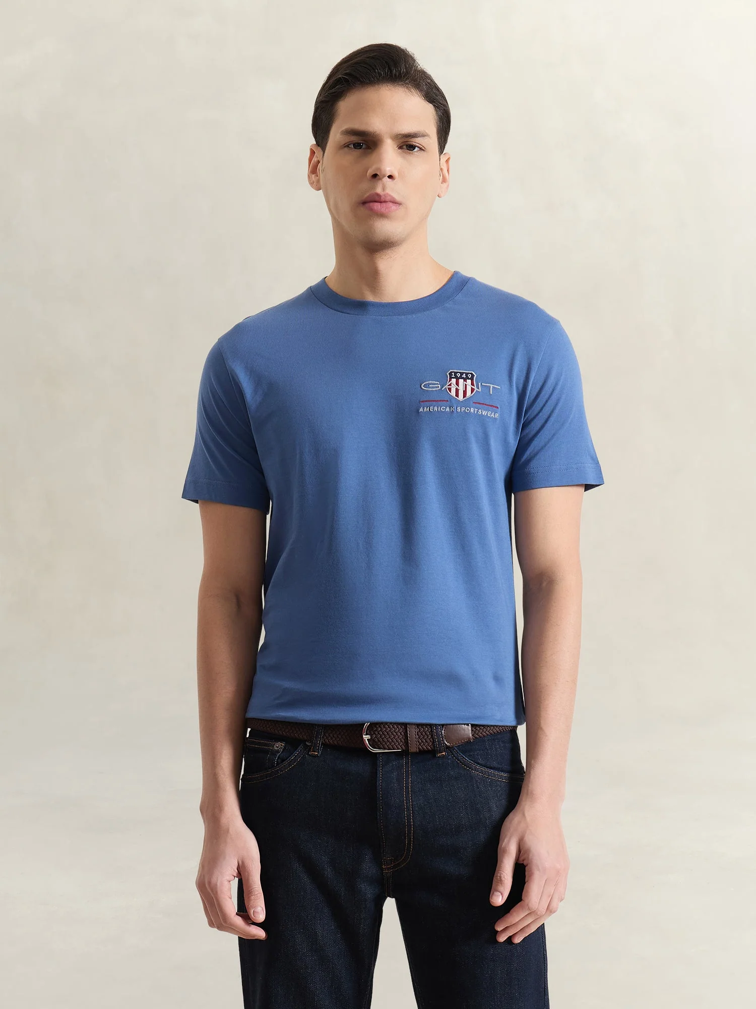 Gant Men Blue Solid Regular Fit T-Shirt