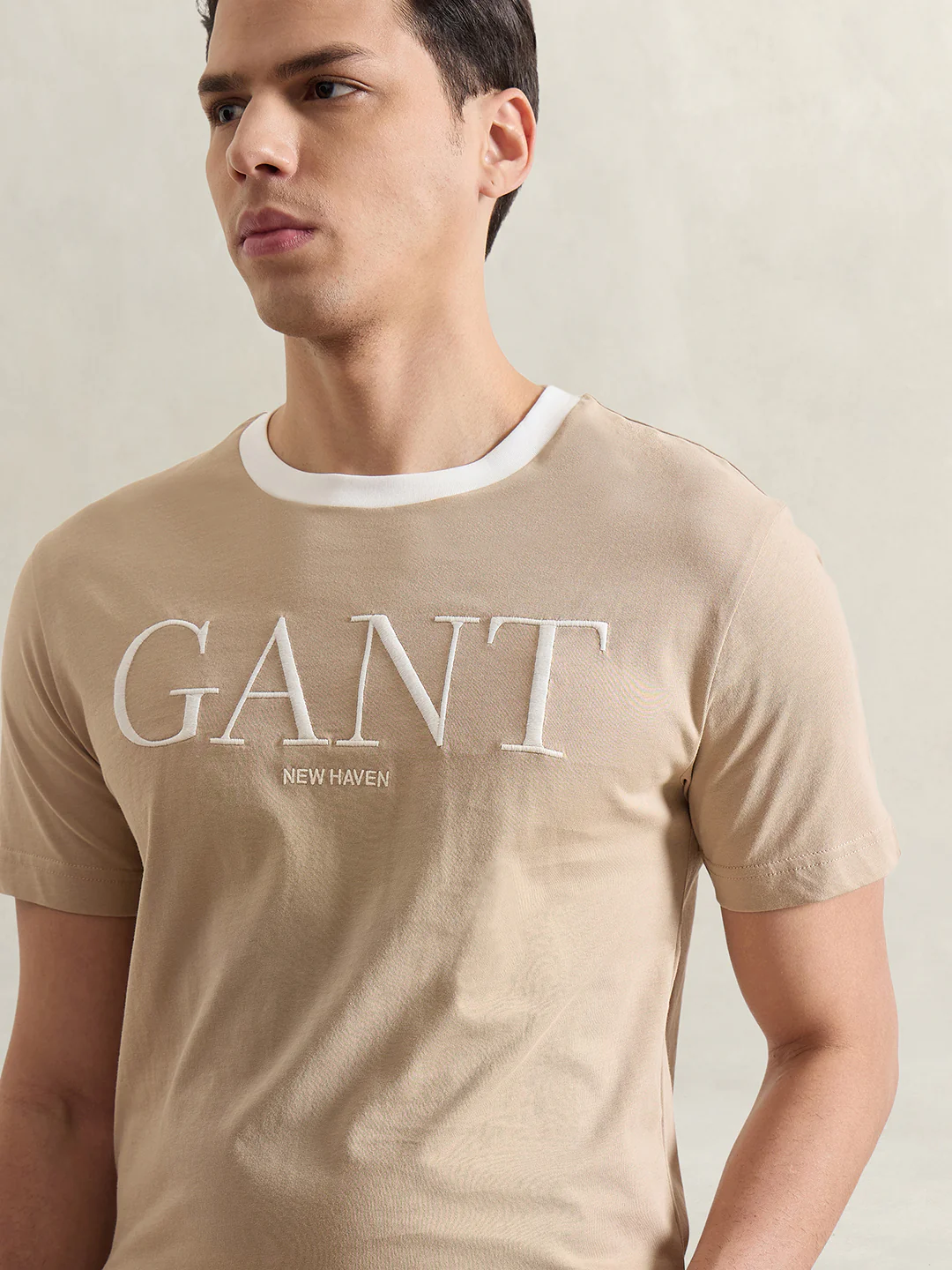 Gant Men Beige Solid Regular Fit Pure Cotton T-Shirt - Image 2