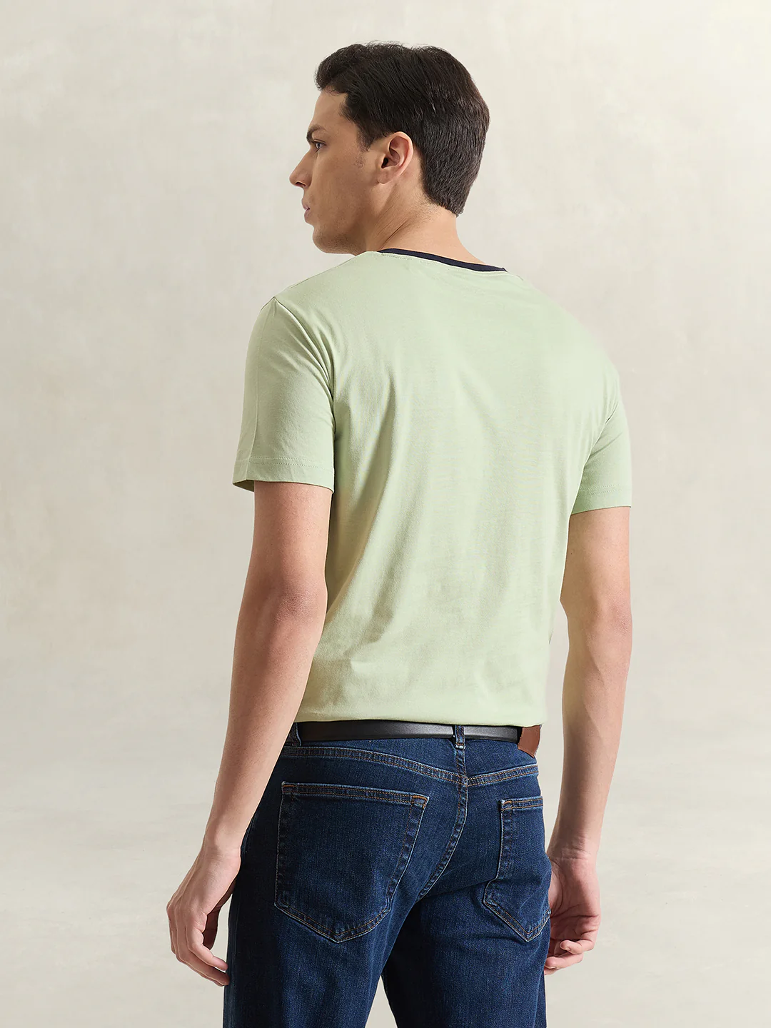 Gant Men Green Solid Regular Fit Pure Cotton T-Shirt - Image 3