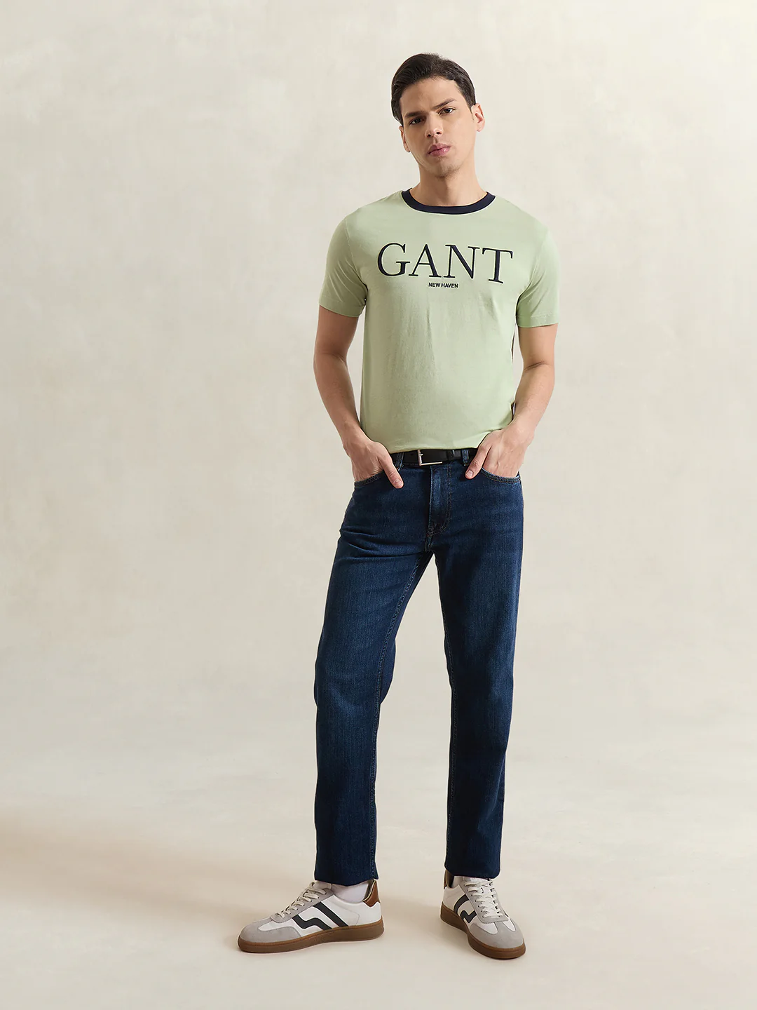 Gant Men Green Solid Regular Fit Pure Cotton T-Shirt - Image 4