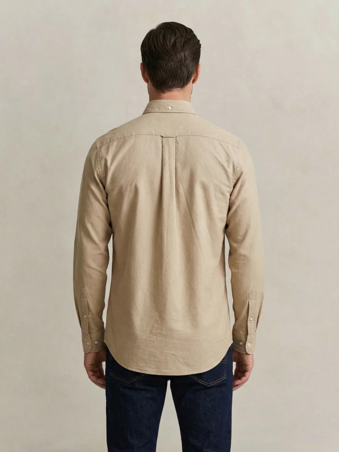 Gant Men Beige Solid Regular Fit Classic Poplin Shirt - Image 3