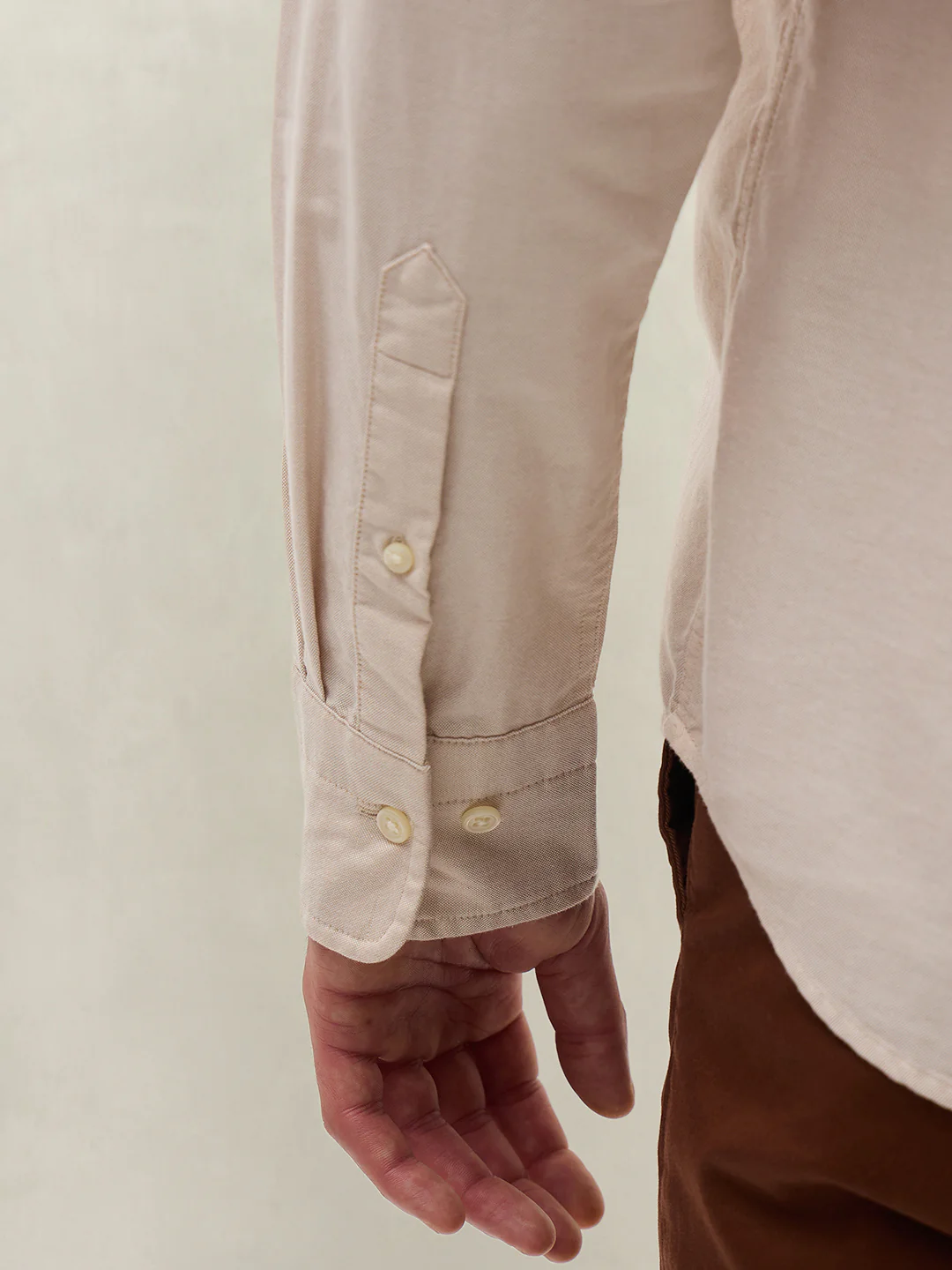 Gant Men Beige Solid Regular Fit Pure Cotton Shirt - Image 5