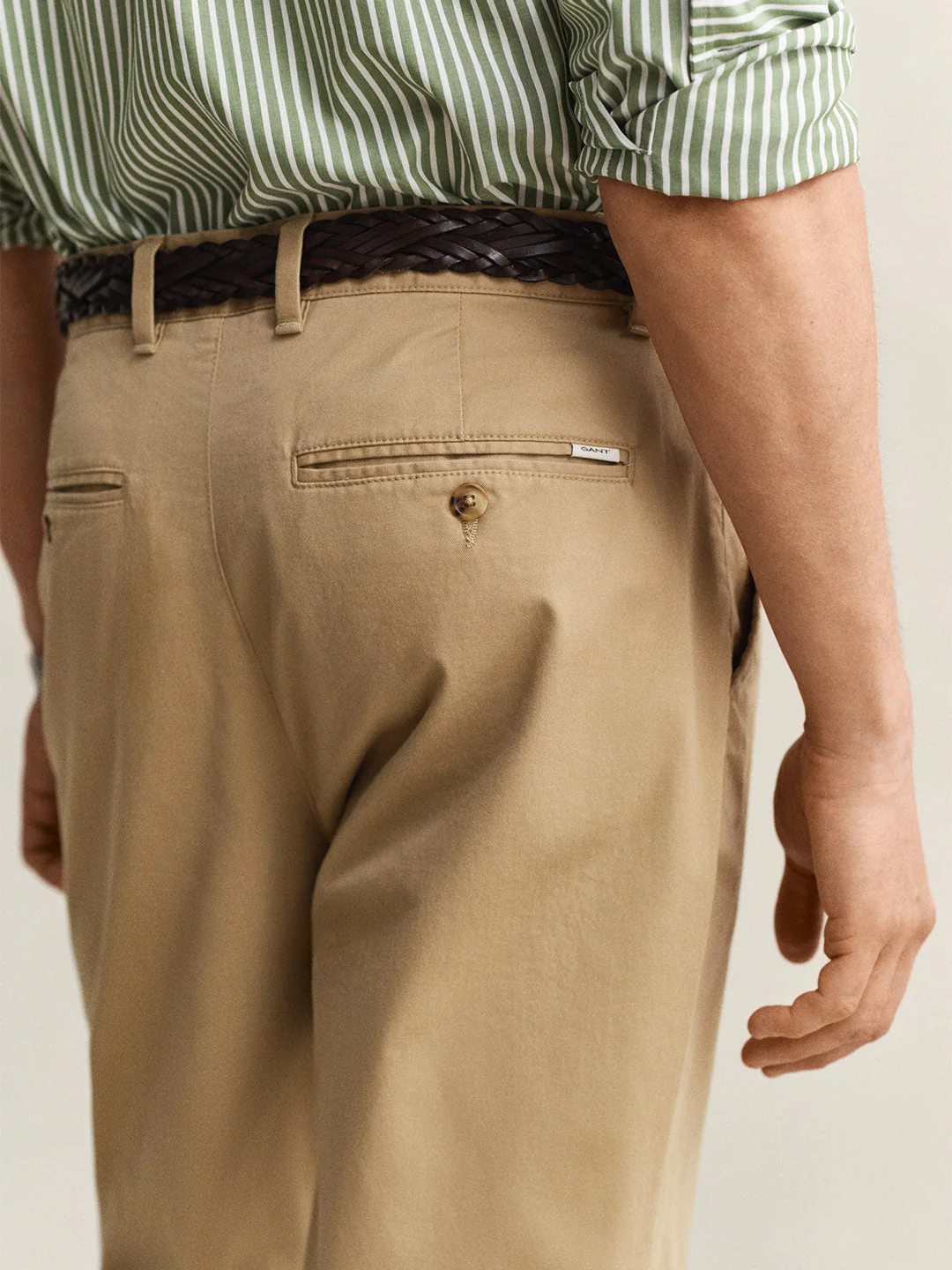Gant Men Khaki Solid Stretchable Regular Fit Trouser - Image 2