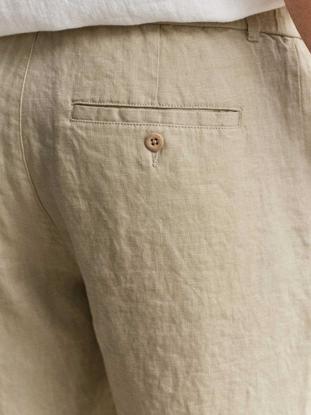 Gant Men Beige Solid Regular Fit Pure Linen Trouser - Image 3
