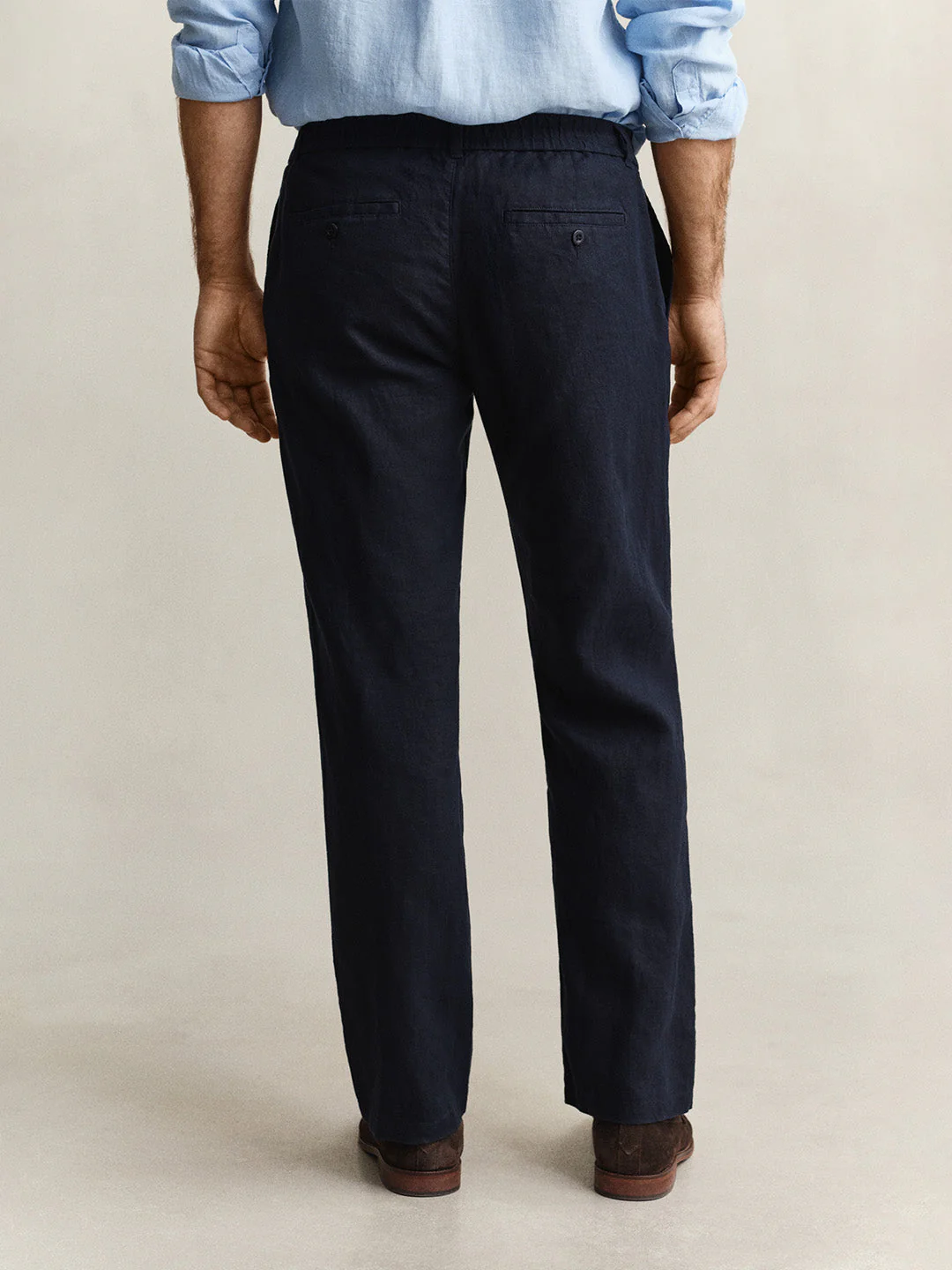 Gant Men Navy Blue Solid Regular Fit Pure Linen Trouser - Image 5