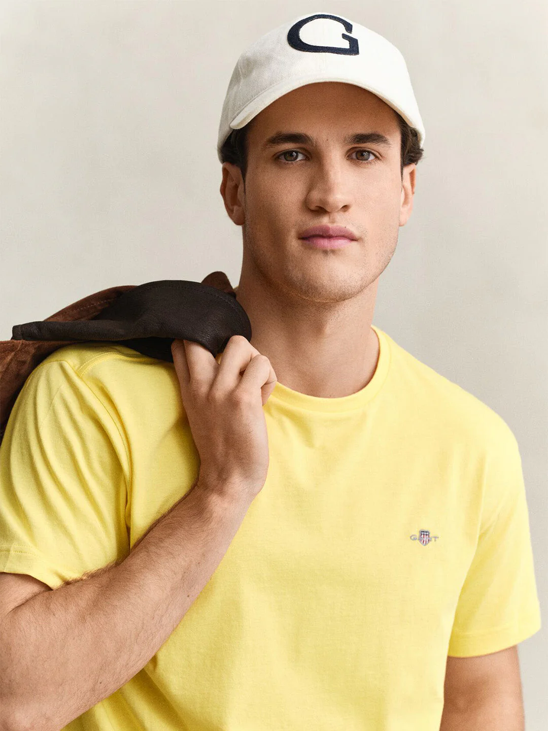 Gant Men Yellow Solid Regular Fit T-Shirt - Image 2