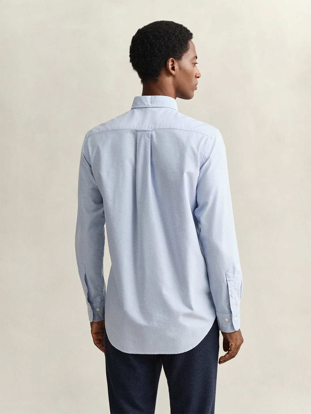 Gant Men Blue Solid Regular Fit Classic Oxford Shirt - Image 4