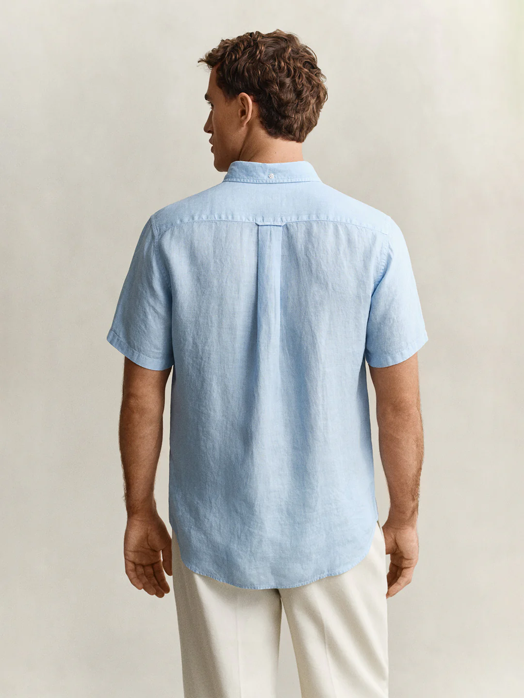 Gant Men Blue Solid Regular Fit Pure Linen Shirt - Image 3