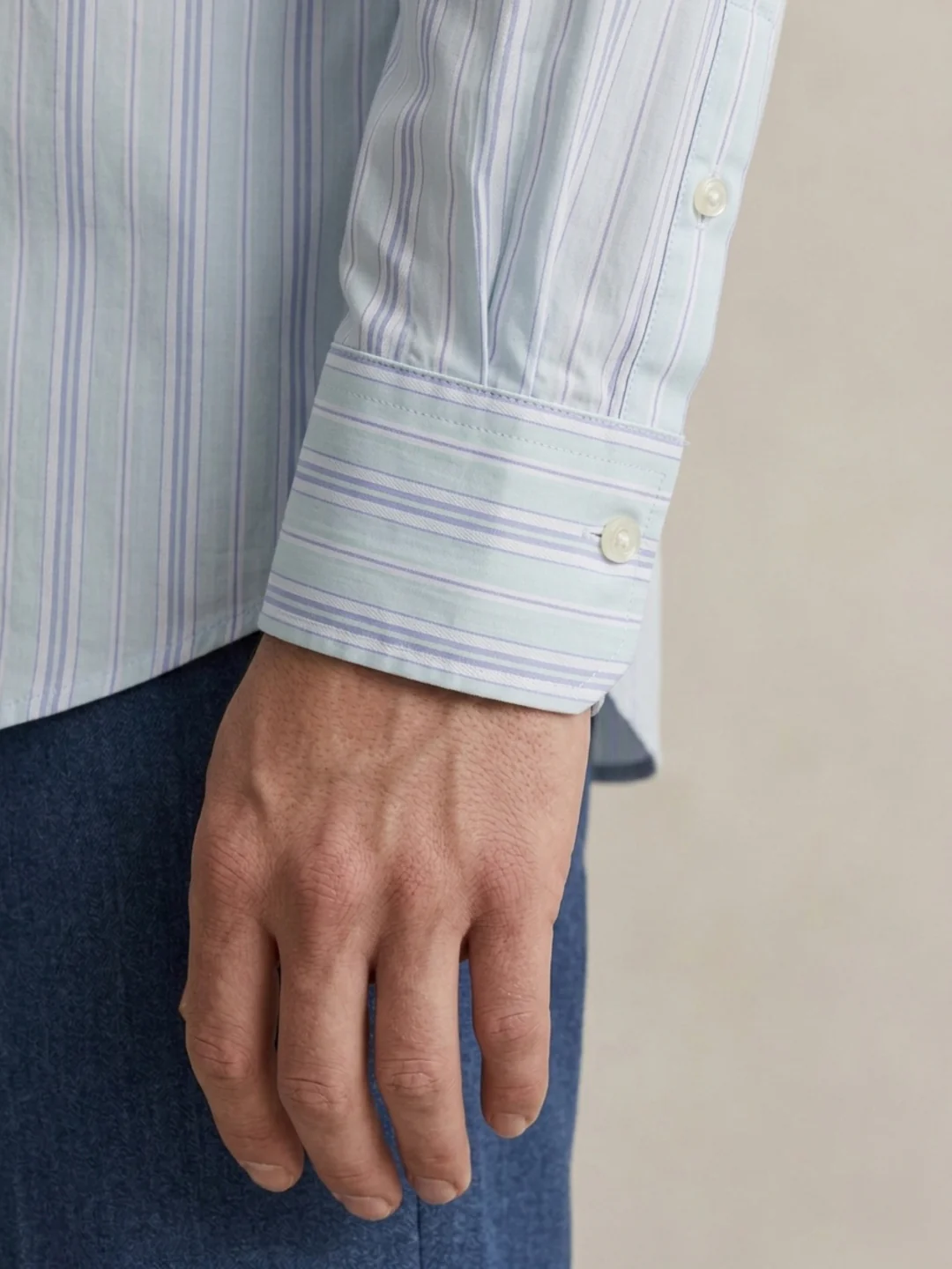 Gant Men Light Blue Striped Regular Fit Pure Cotton Shirt - Image 6