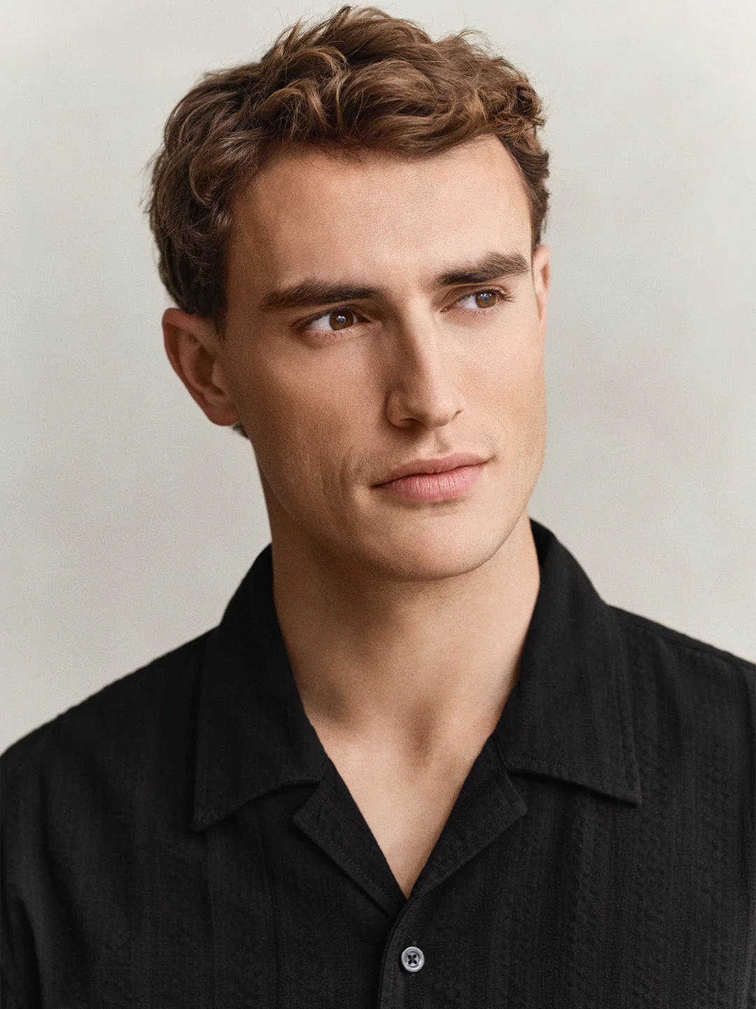 Gant Men Black Striped Relaxed Fit Pure Cotton Shirt - Image 2