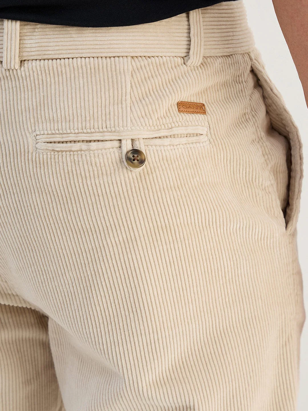 Gant Men Beige Solid Pure Cotton Straight Trouser - Image 5