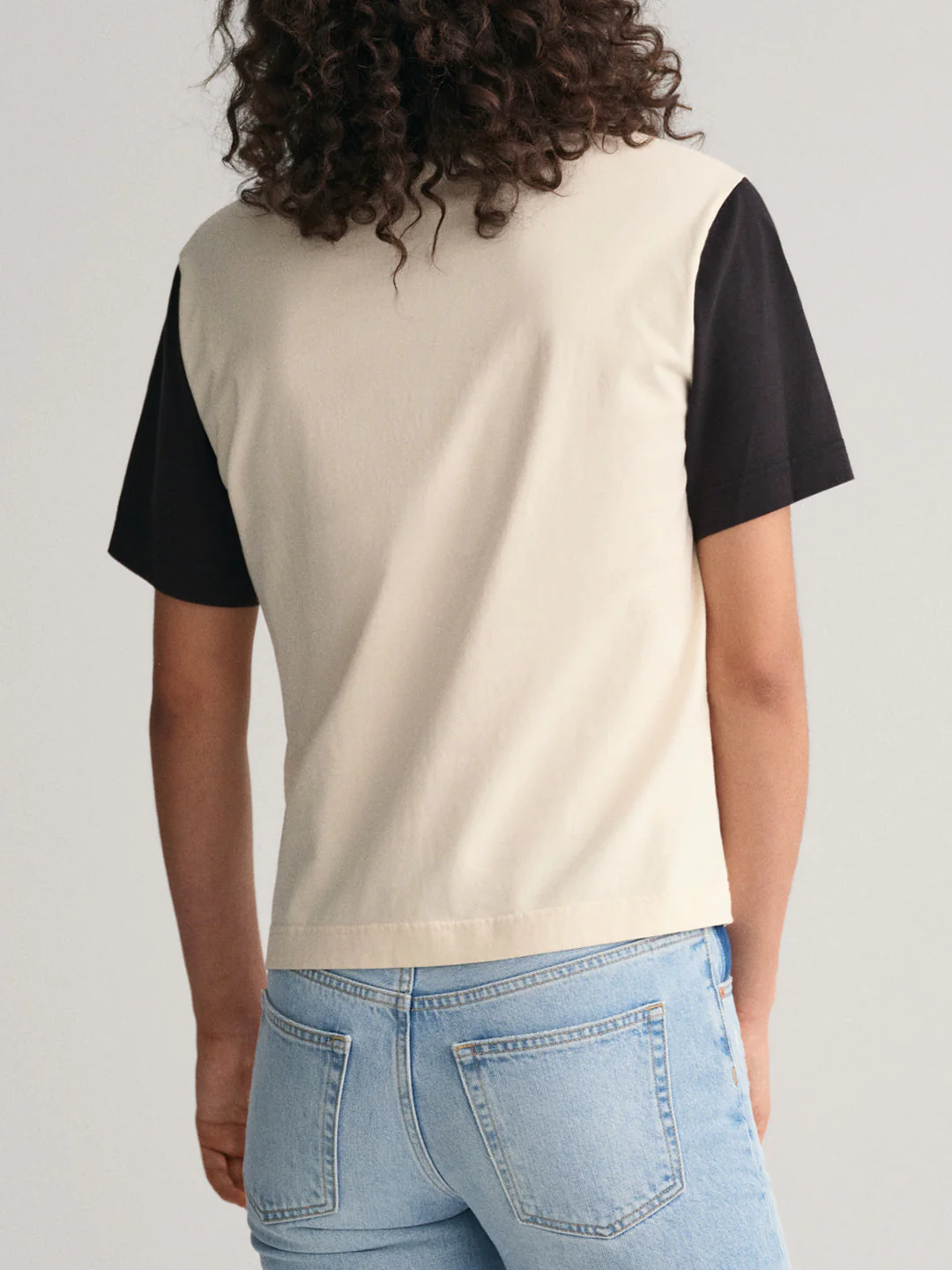 Gant Women Printed Round Neck T-shirt - Image 3