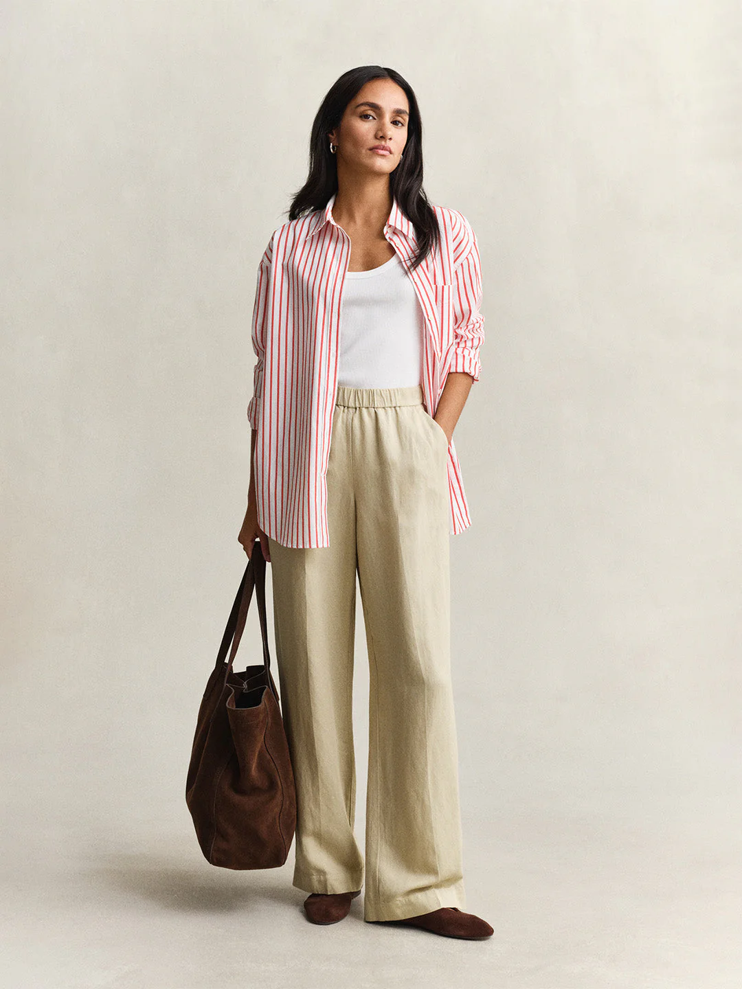 Gant Women Beige Solid Relaxed Fit Linen Trouser - Image 2