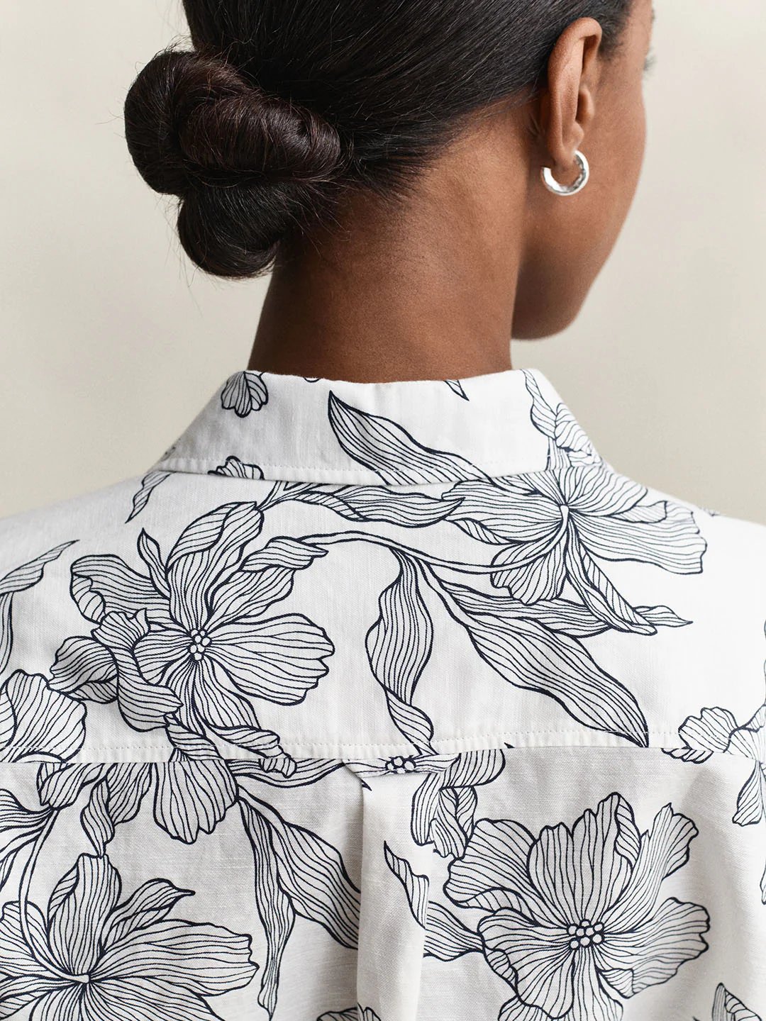 Gant Women White Floral Regular Fit Linen Dress - Image 3